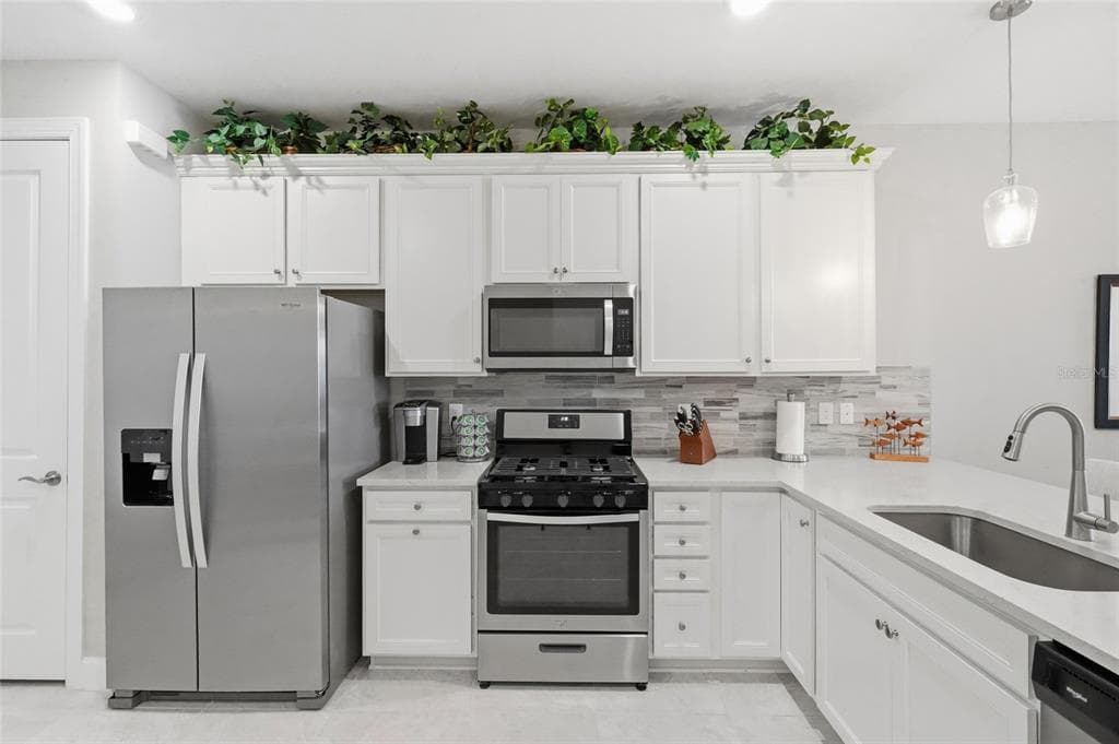 14571 MOSSY PINE COURT photo 4