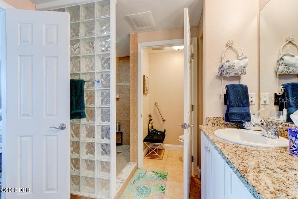 3737 S ATLANTIC AVENUE 401 photo 25
