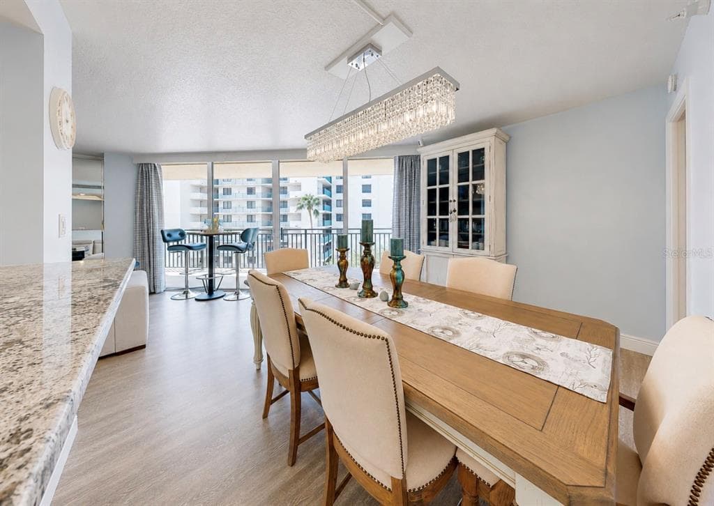690 ISLAND WAY 501 photo 23