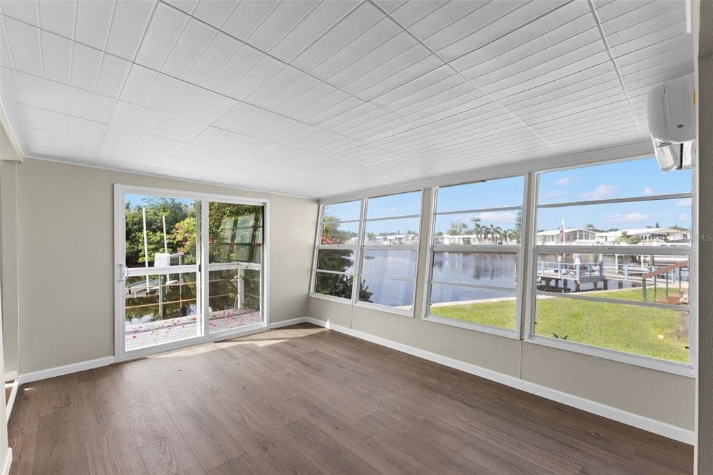 436 MOUNT OAK AVENUE NE 747 photo 23