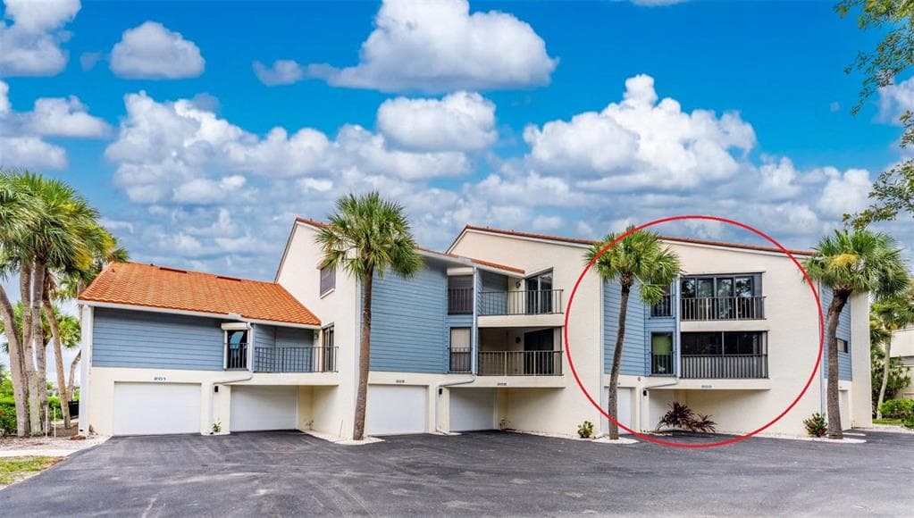 1401 BEACH ROAD 303 photo 2