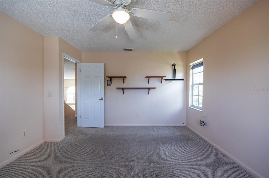 29 CHEROKEE COURT W photo 17
