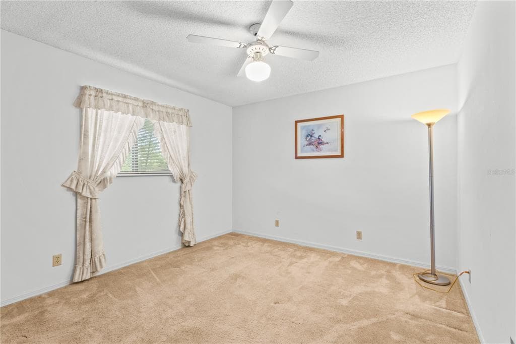 4612 CORAL LAKE DRIVE photo 22