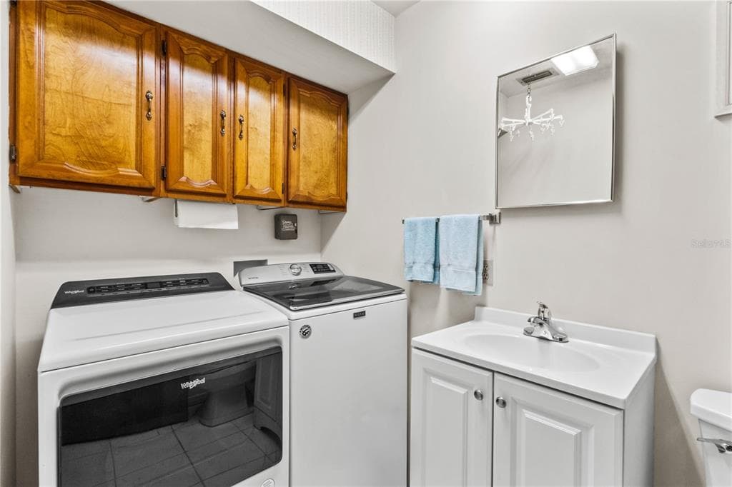 4612 CORAL LAKE DRIVE photo 24