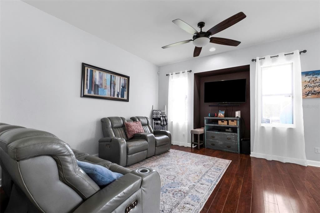 2142 SNOVER AVENUE photo 23