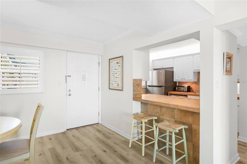3240 GULF OF MEXICO DRIVE B504 photo 6