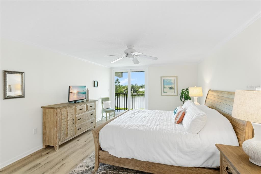 3240 GULF OF MEXICO DRIVE B504 photo 15