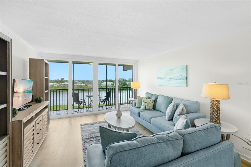 3240 GULF OF MEXICO DRIVE B504 photo 8