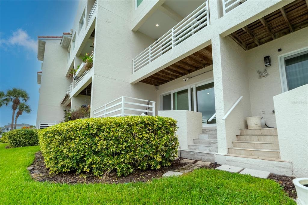4651 MIRABELLA COURT photo 9