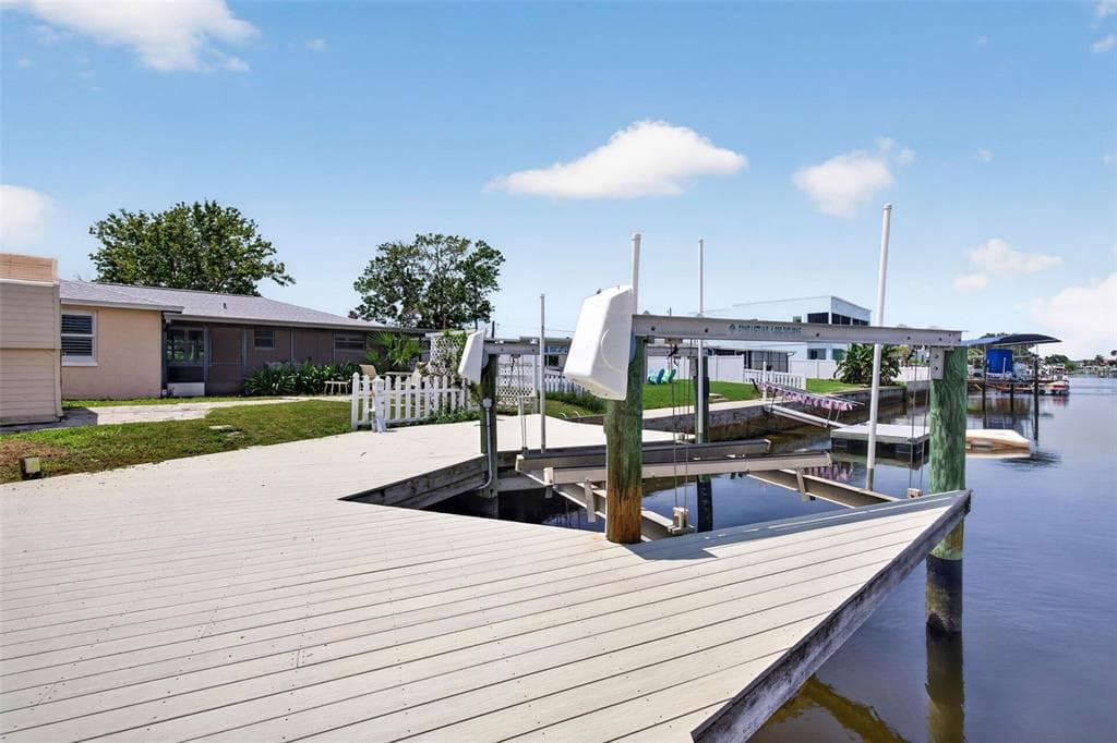 13224 NEPTUNE DRIVE photo 16