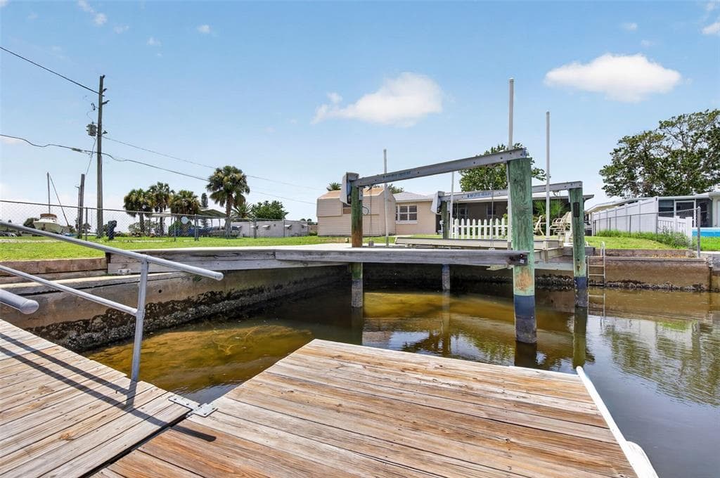 13224 NEPTUNE DRIVE photo 15