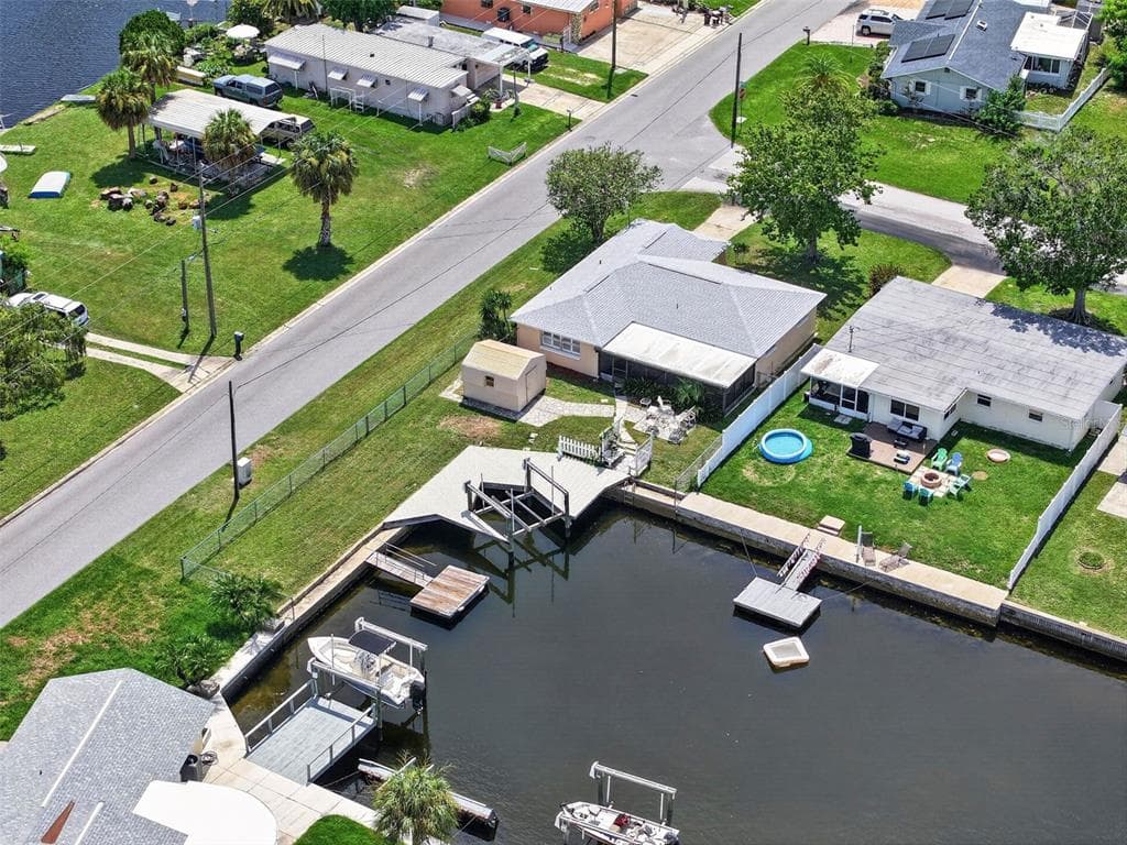 13224 NEPTUNE DRIVE photo 21