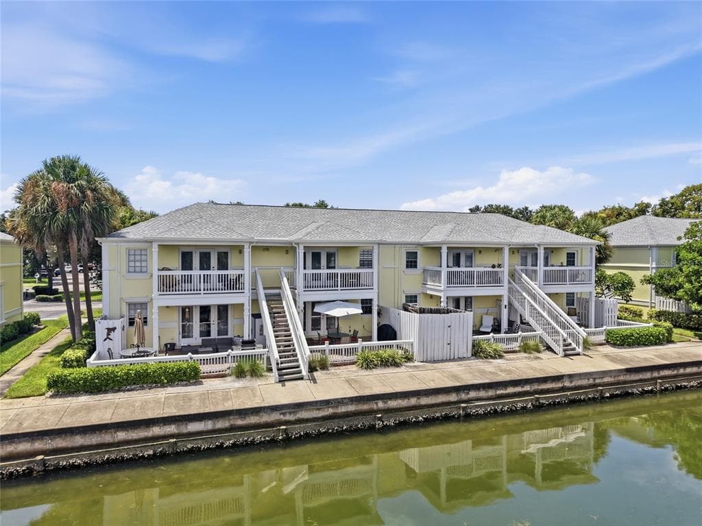 5092 BEACH DRIVE SE A photo 4