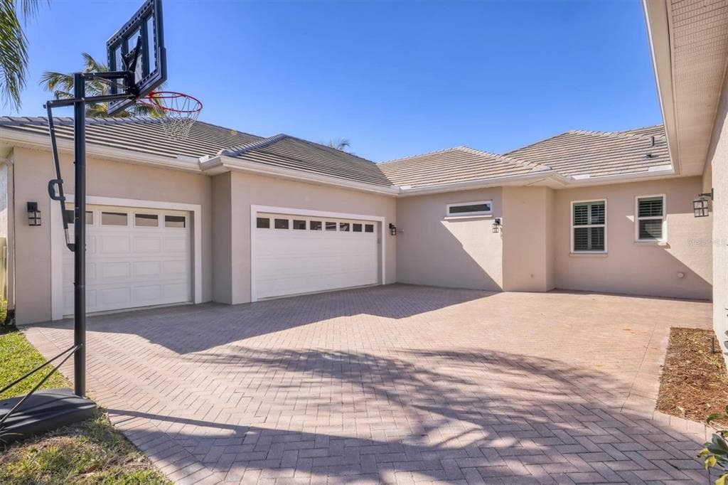 321 DULMER DRIVE photo 11