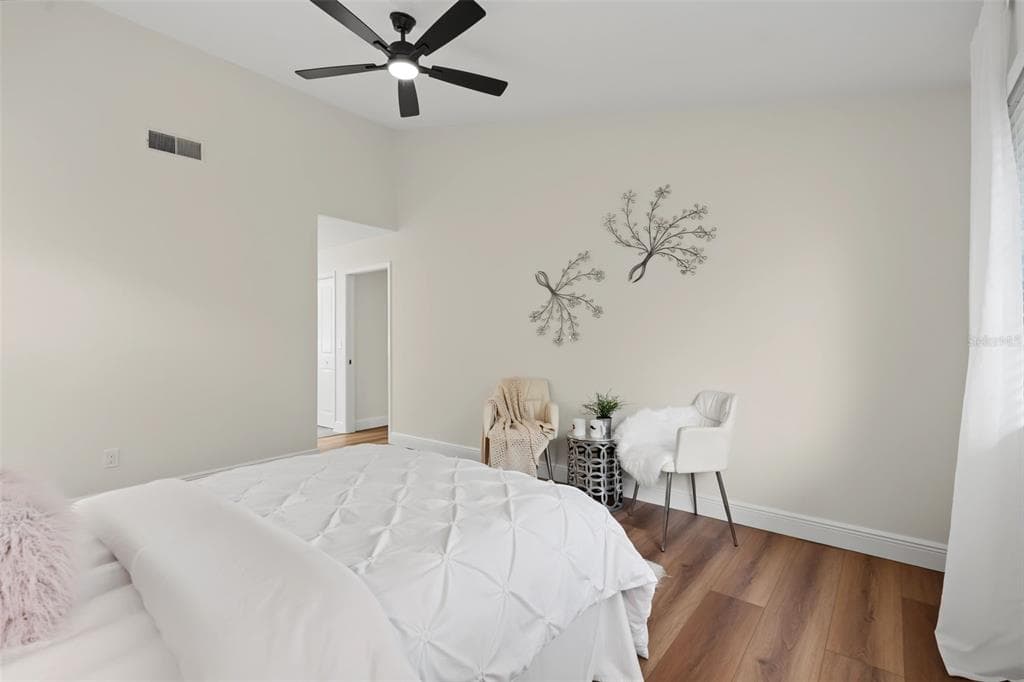 3010 LONGBROOKE WAY photo 20