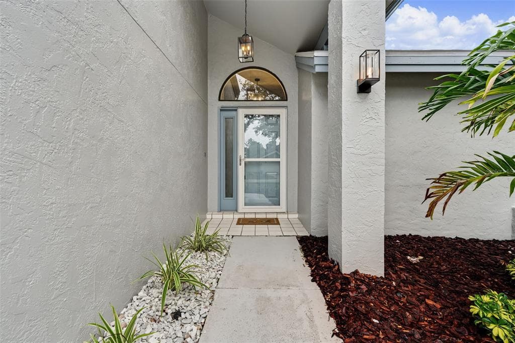 3010 LONGBROOKE WAY photo 4