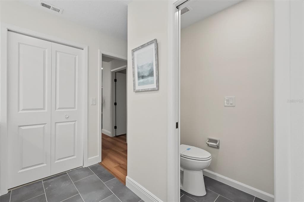 3010 LONGBROOKE WAY photo 25