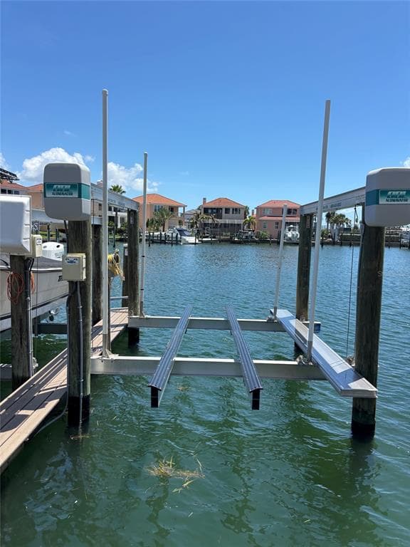 1621 GULF BOULEVARD 607 photo 19