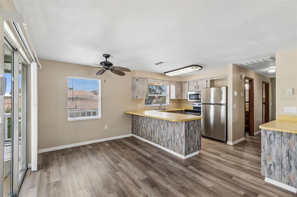 14539 COFFEY LANE photo 25