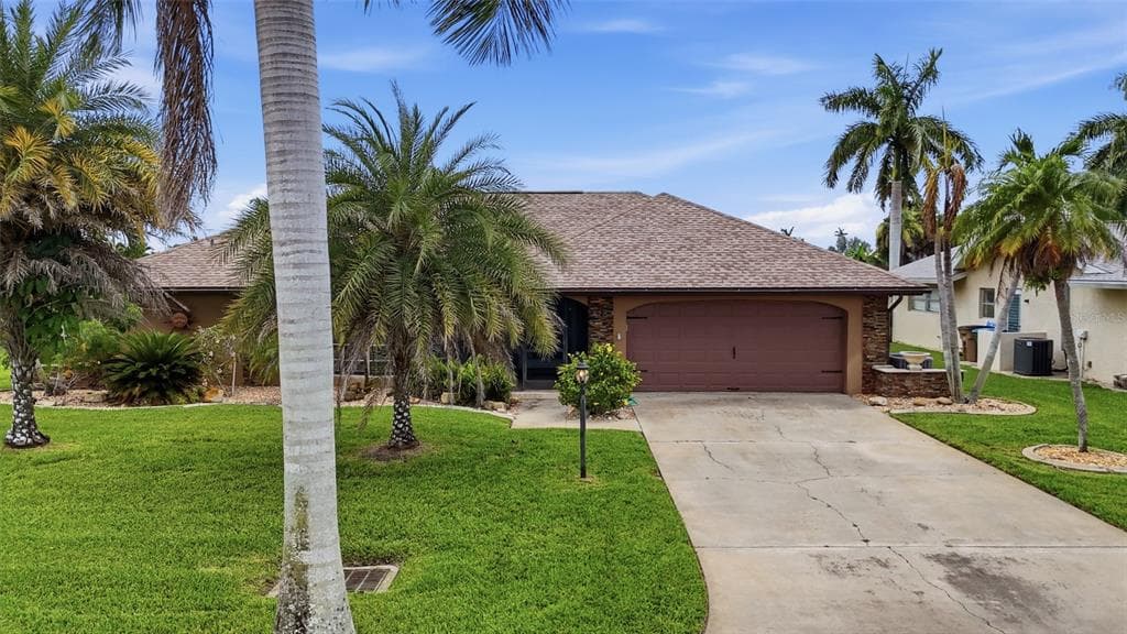 418 AVALON DRIVE photo 9