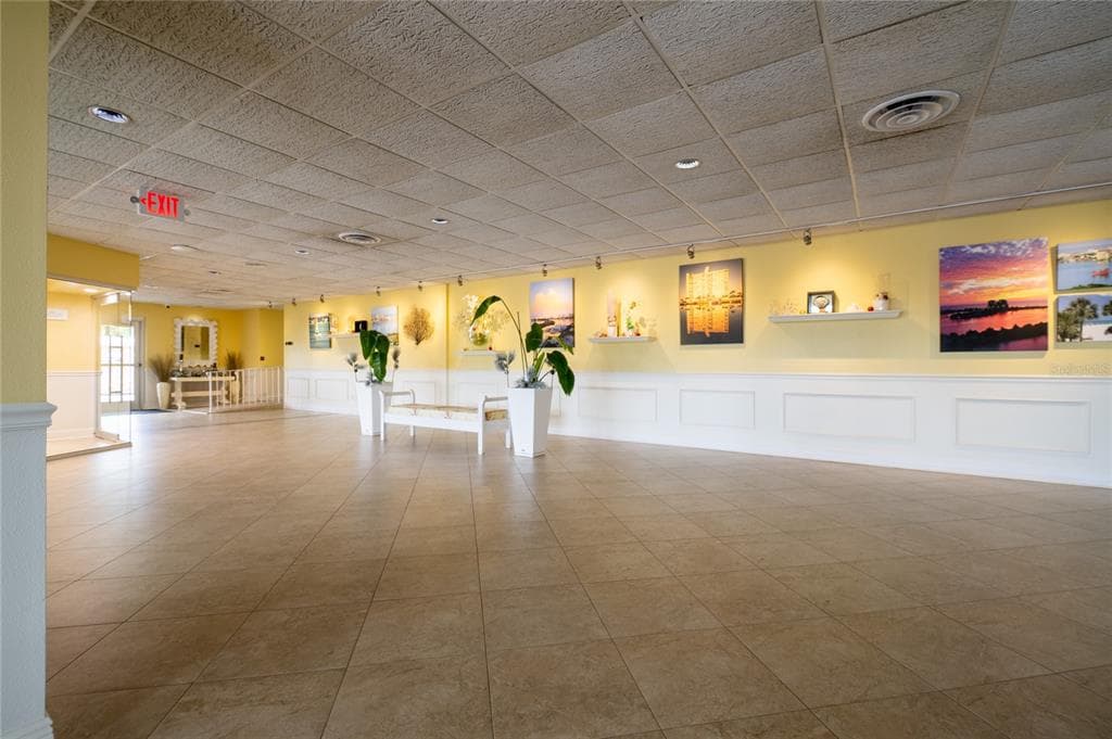 31 ISLAND WAY 703 photo 4