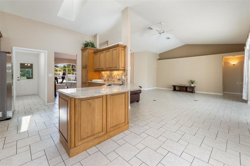 73 WATERS DRIVE photo 22