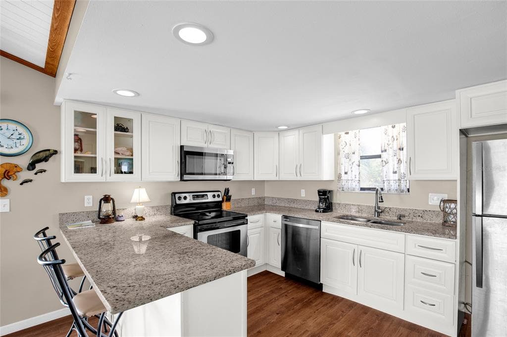 12396 W STANDISH DRIVE photo 23