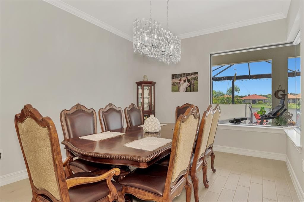292 VILLORESI BOULEVARD photo 11