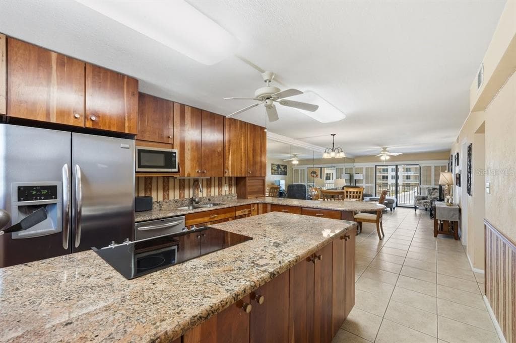 4201 S ATLANTIC AVENUE 503 photo 4
