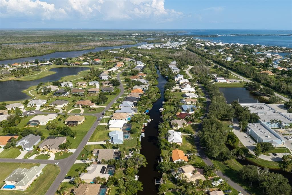 4696 POMPANO STREET photo 23