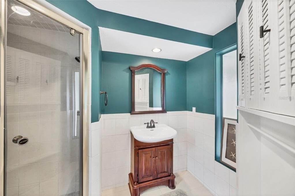 4696 POMPANO STREET photo 14