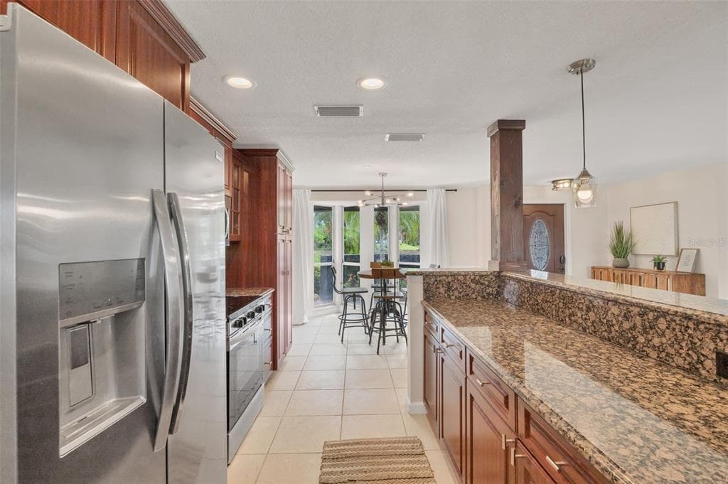 4696 POMPANO STREET photo 11