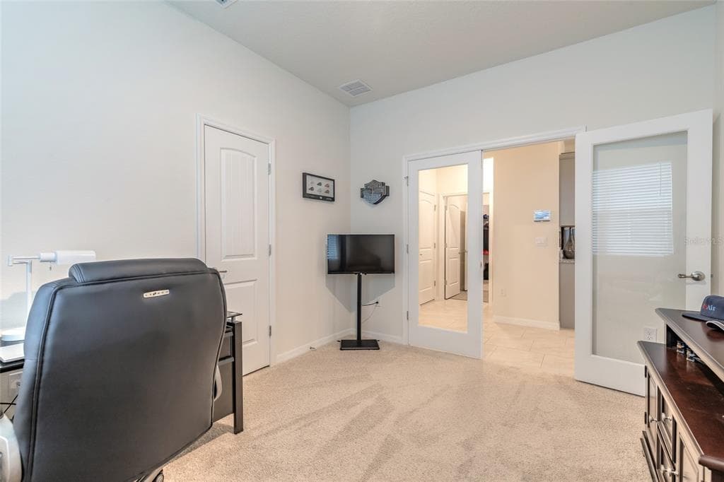 1413 SYLES DRIVE photo 24