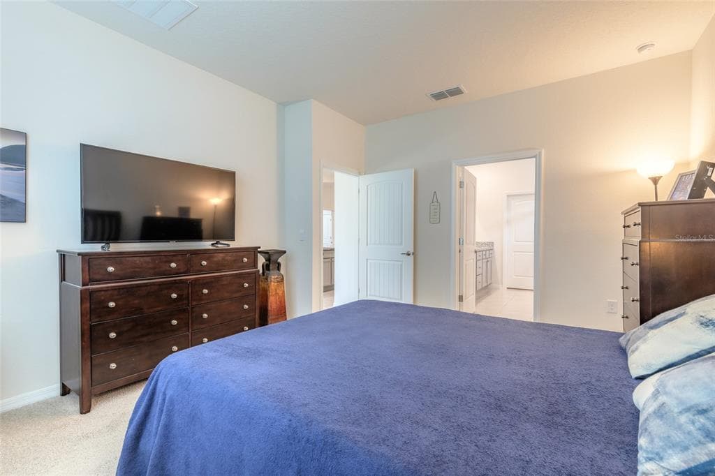 1413 SYLES DRIVE photo 18