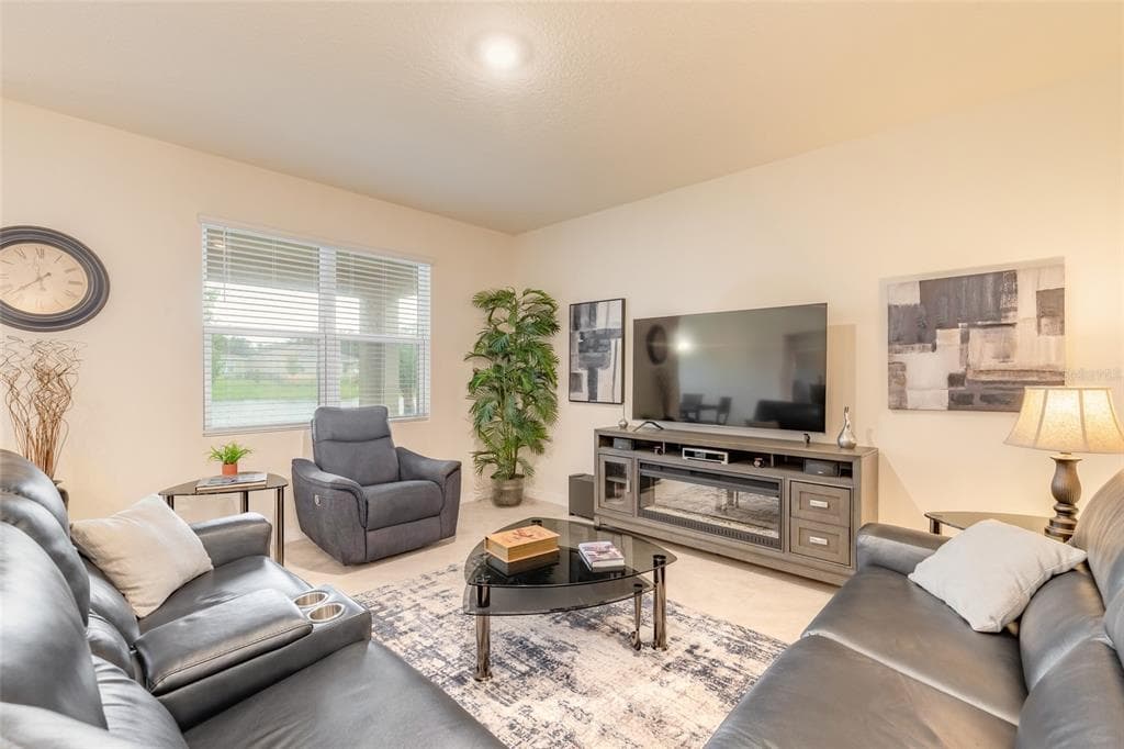 1413 SYLES DRIVE photo 25