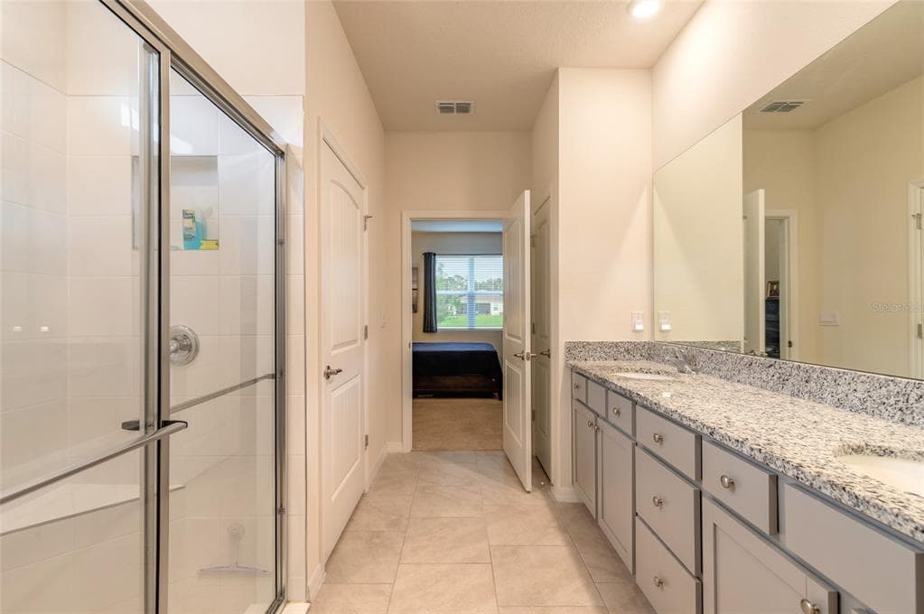 1413 SYLES DRIVE photo 21