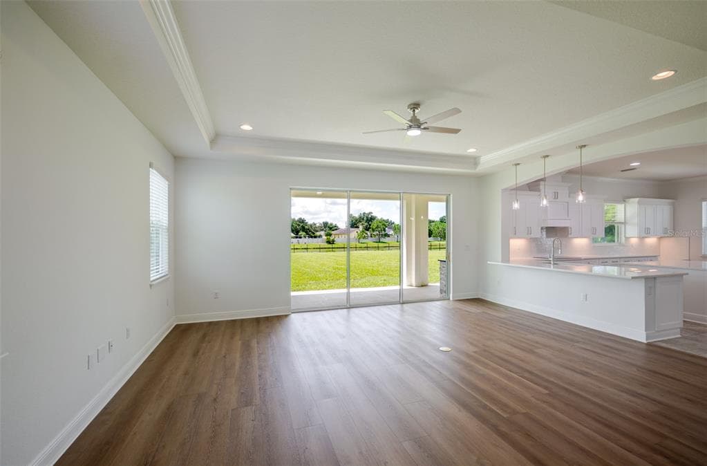 4789 VASCA DRIVE photo 12