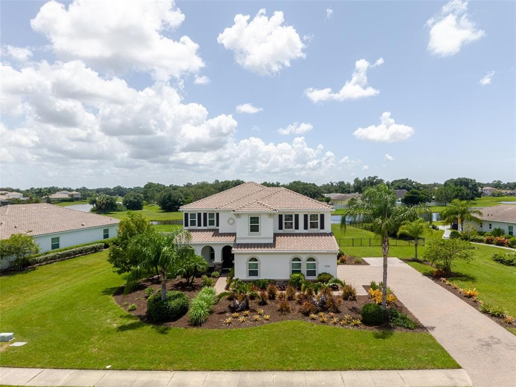 4789 VASCA DRIVE photo 1
