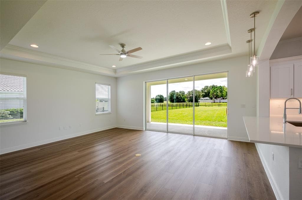 4789 VASCA DRIVE photo 14