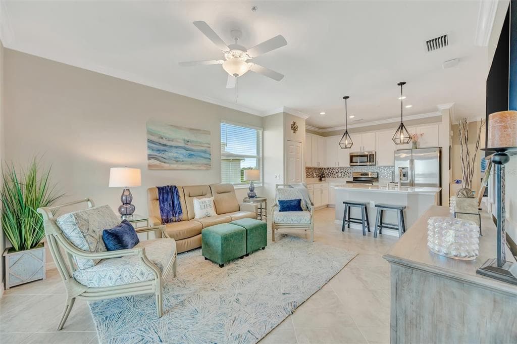 920 TIDEWATER SHORES LOOP 308 photo 6