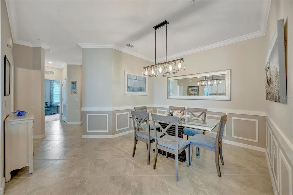 920 TIDEWATER SHORES LOOP 308 photo 17