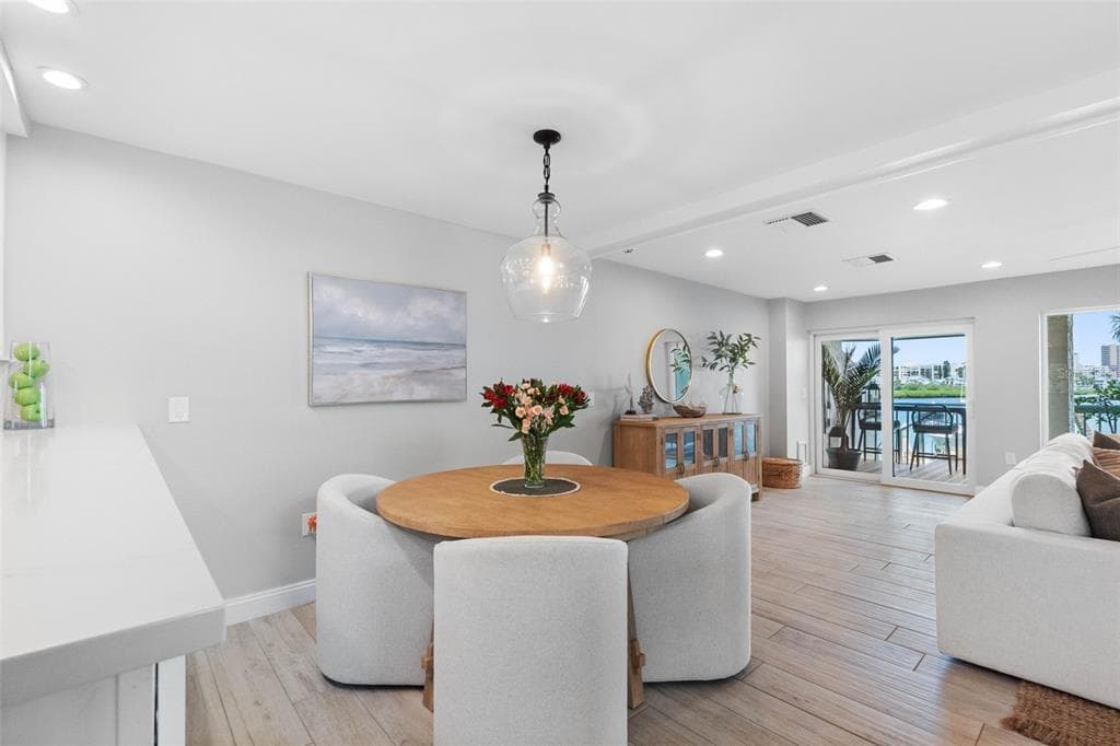 160 MARINA DEL REY COURT photo 24