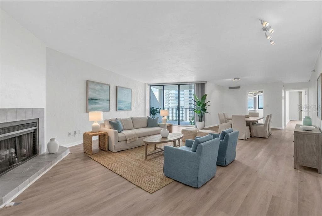 1600 GULF BOULEVARD 617 photo 6