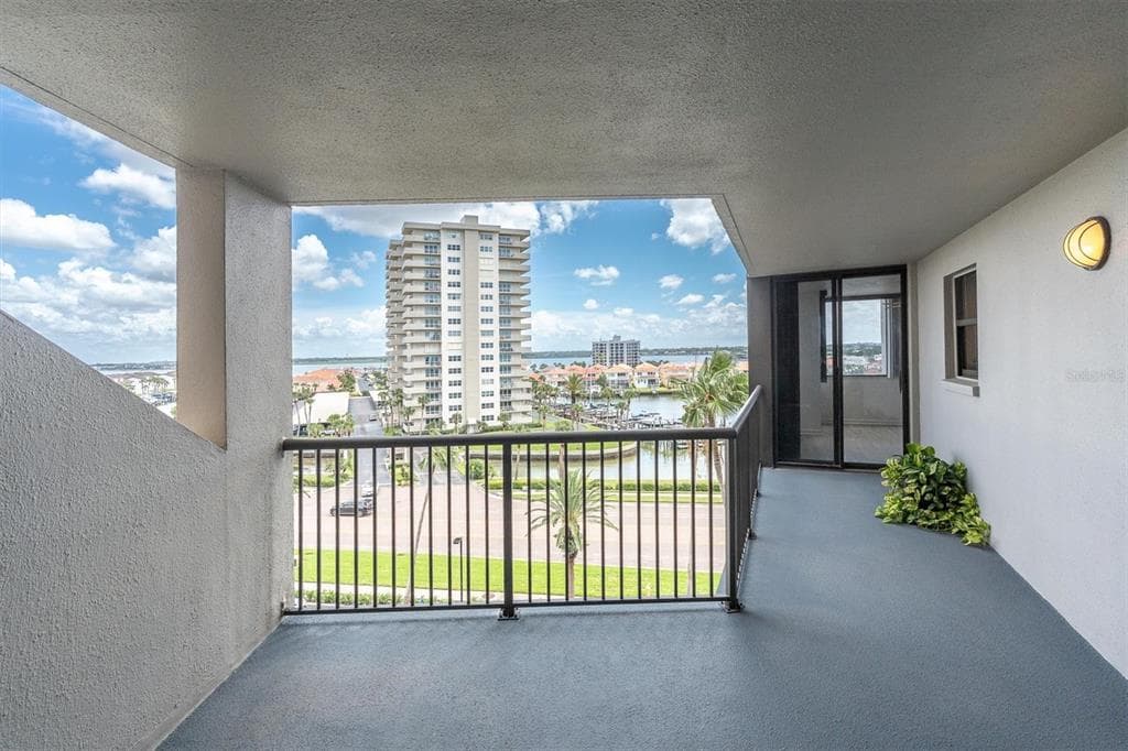 1600 GULF BOULEVARD 617 photo 16