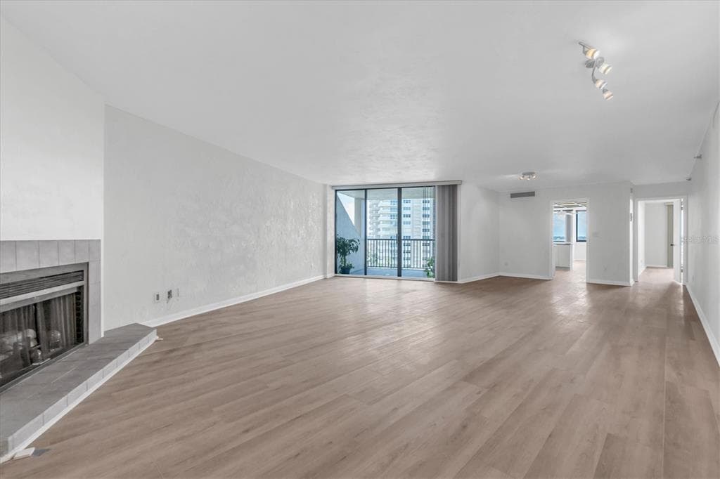 1600 GULF BOULEVARD 617 photo 5