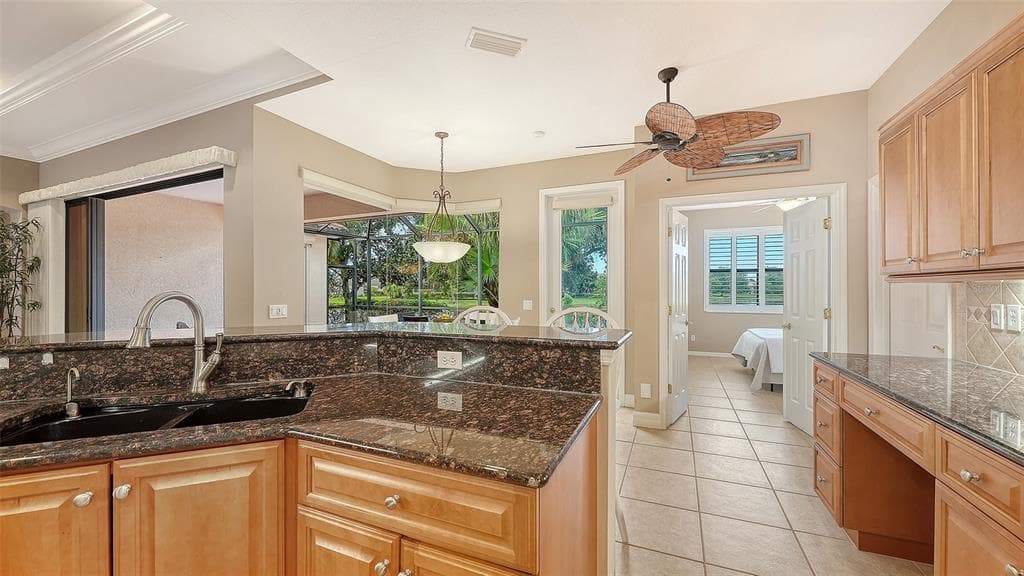 649 CRANE PRAIRIE WAY photo 23