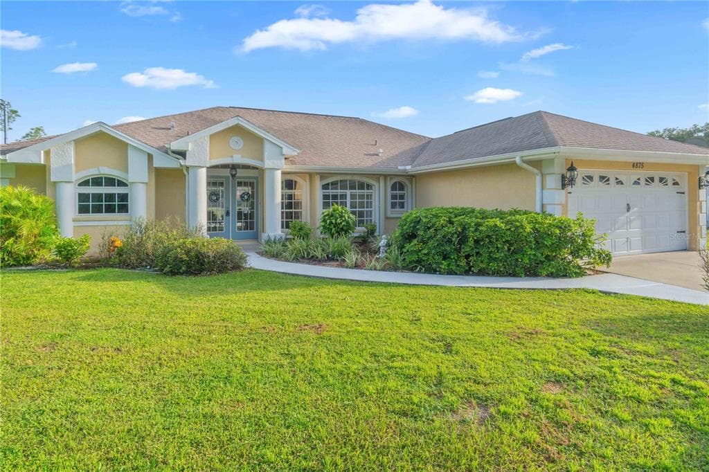 4875 HANSARD AVENUE photo 8