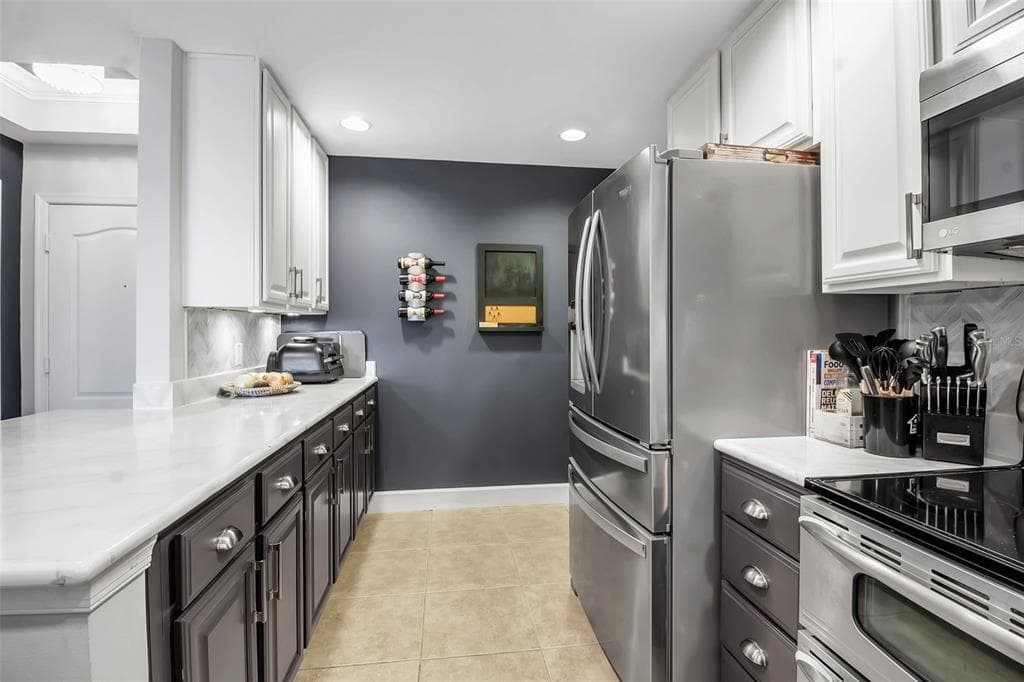 808 3RD AVENUE W 307 photo 10