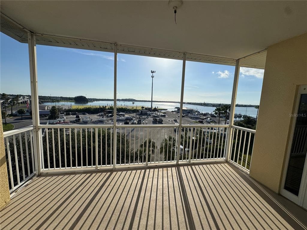 423 150TH AVENUE 1501 photo 20