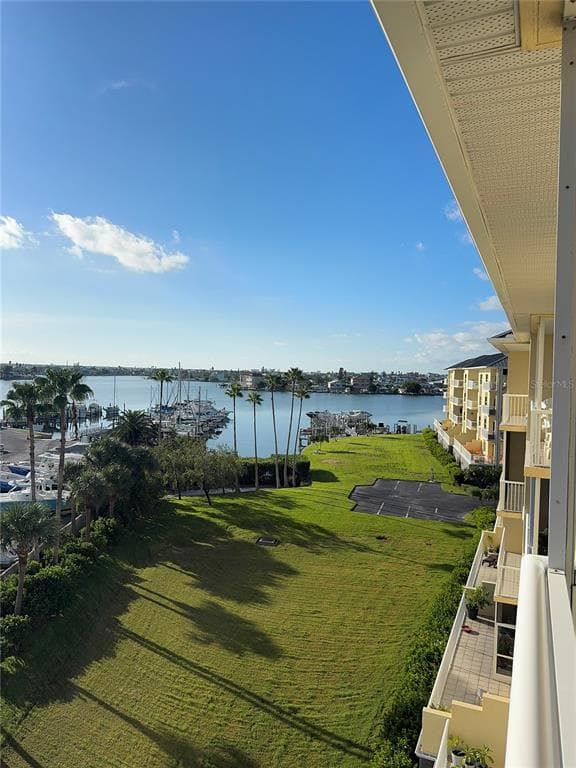 423 150TH AVENUE 1501 photo 19